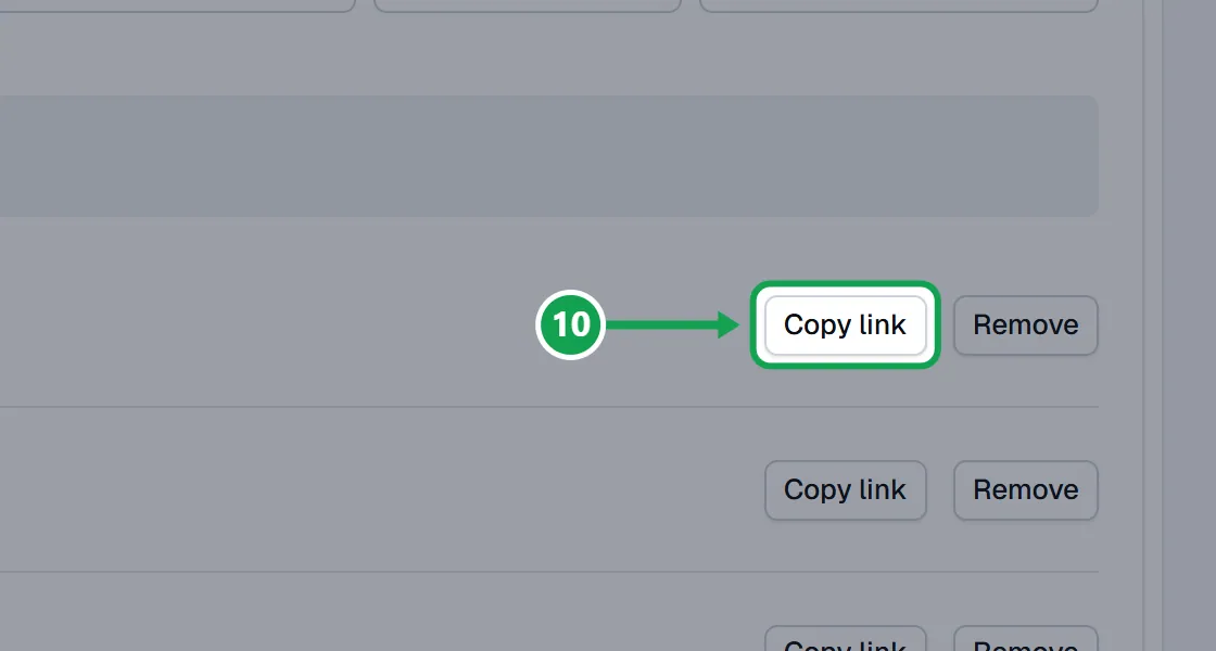 Step 10: Press Copy link beside someone. Their own link lets Seasonly see when they open it, which follow-ups use. The part to press is outlined in green.
